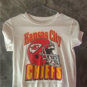 Kansas City Chiefs Graphic Crop tee